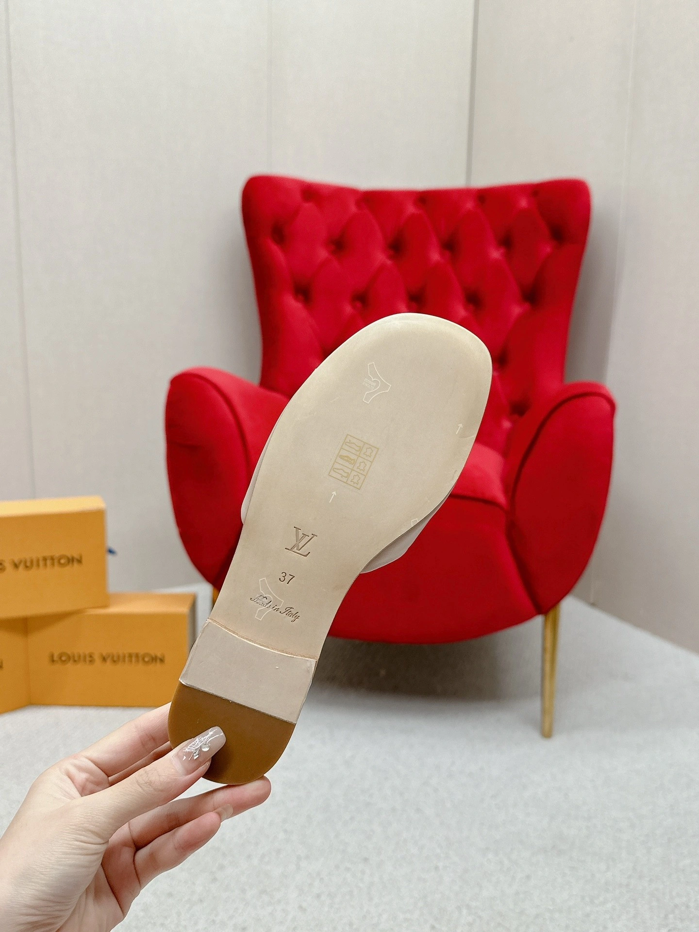 COCO-- 8V 1ACTNA sheepskin Heel height： 1.5CM item:D-X281I0332